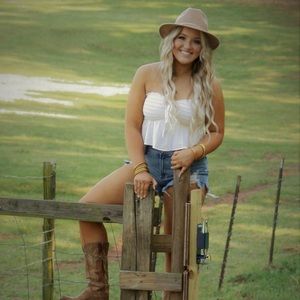 Meet your Posher, Karrington